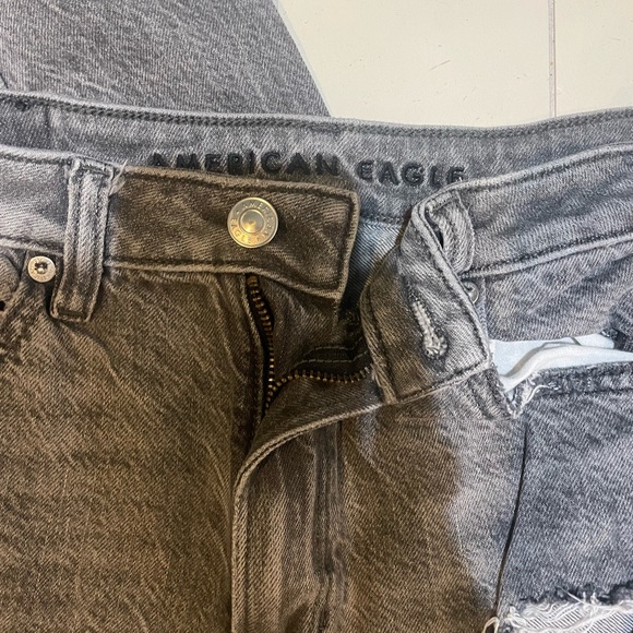 american eagle dark acid washed grey jeans - Picture 3 of 3